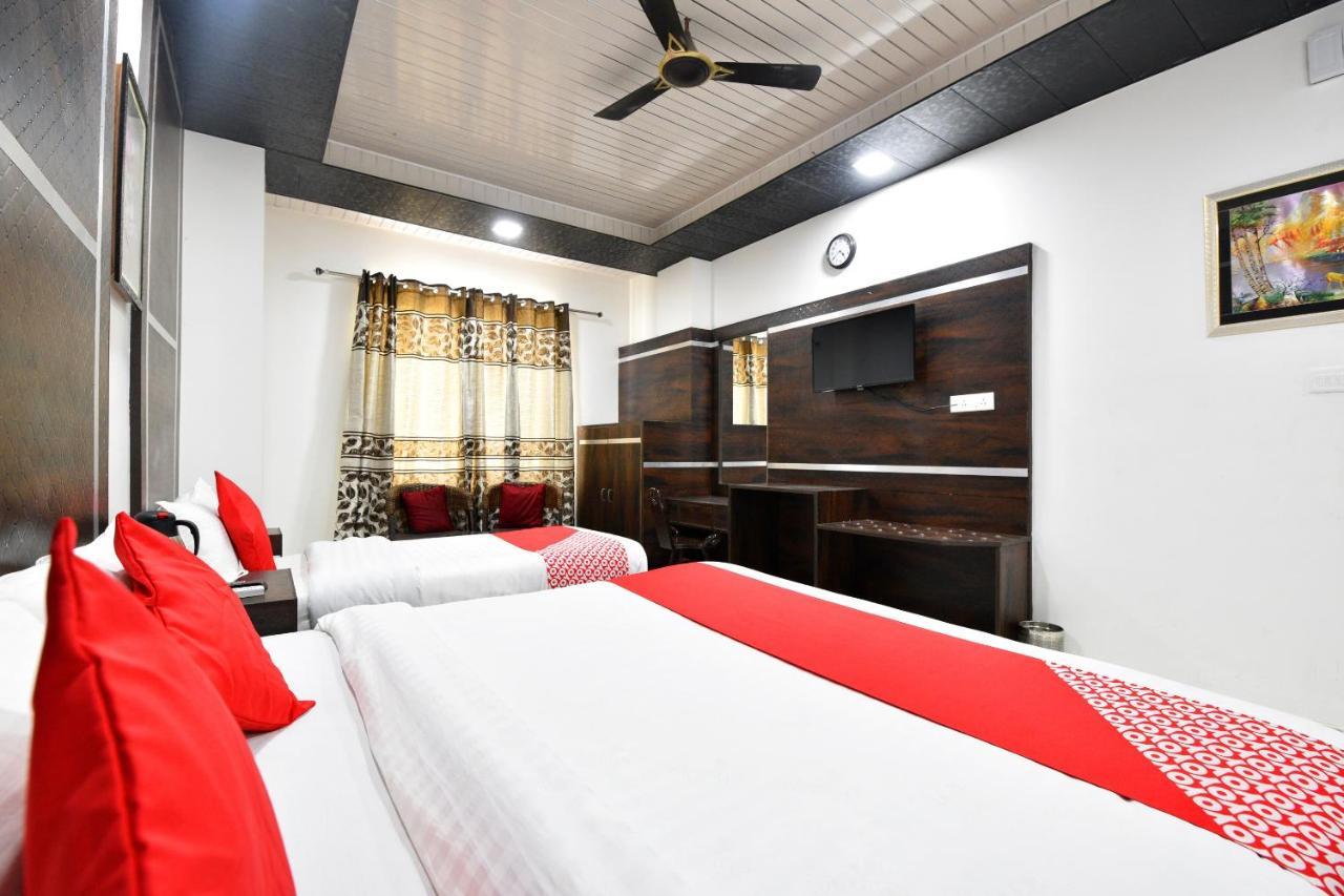 Capital O 4747 Imperial Hotel Katra Katra  Eksteriør billede